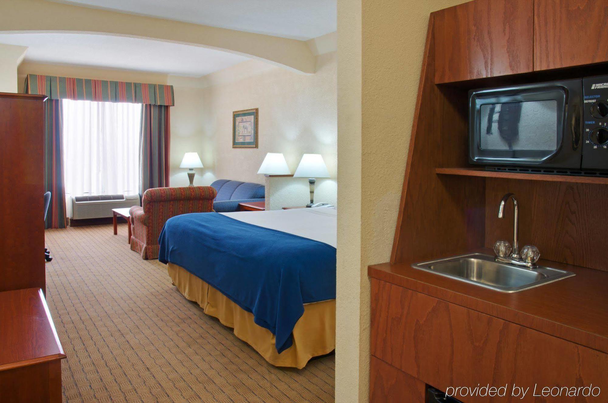 Holiday Inn Express & Suites Houston - Memorial Park Area By Ihg Cameră foto